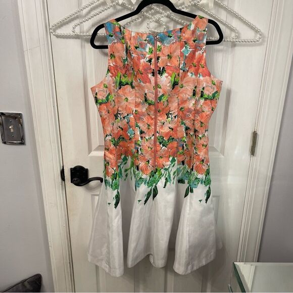 Floral Flare Fit Dress - Picture 5 of 7